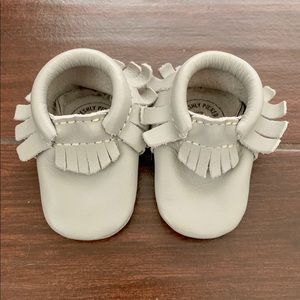 Freshly Picked Moccasins in Cashmere Gray